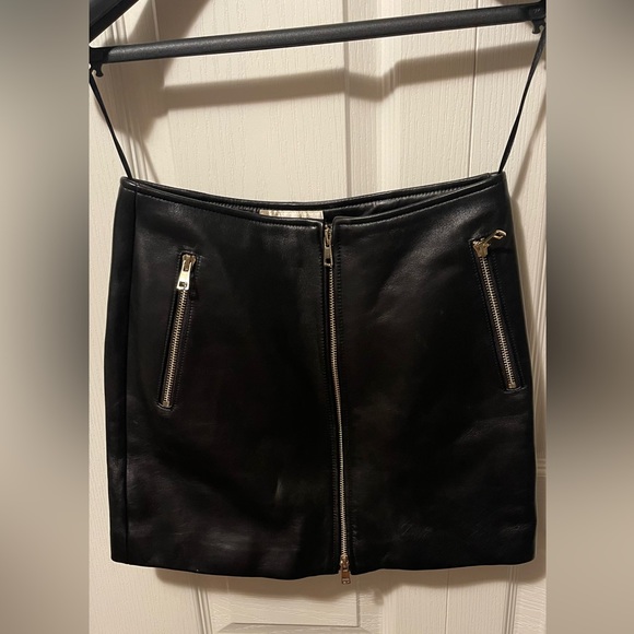 Euc genuine leather mini skirt size S - Picture 11 of 11